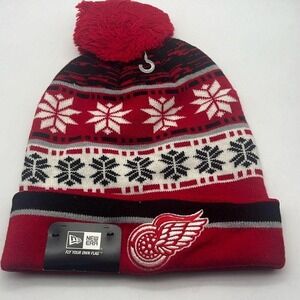 New Era DETROIT RED WINGS hockey casual unisex BEANIE Pom Cuffed Knit Beanie NWT